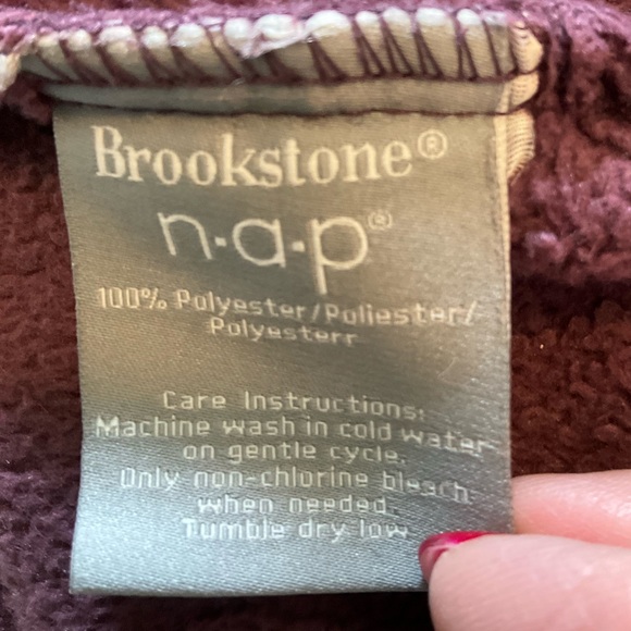 Brookstone NAP Plush Tie Front Cozy Warm Plum Robe, Size Small/Medium - Picture 7 of 7